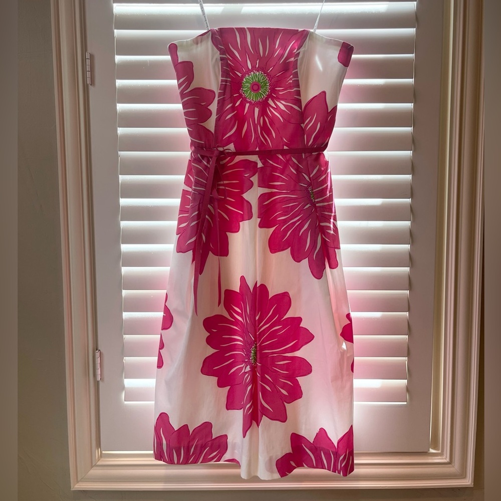 Lilly Pulitzer Angelette Flower Daisy Strapless Dress in white and pink Cotton